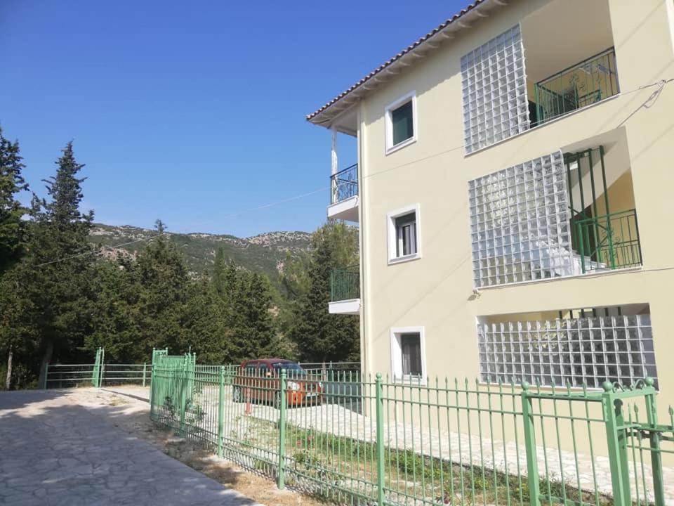 Komilion Palmos Rooms Exterior foto